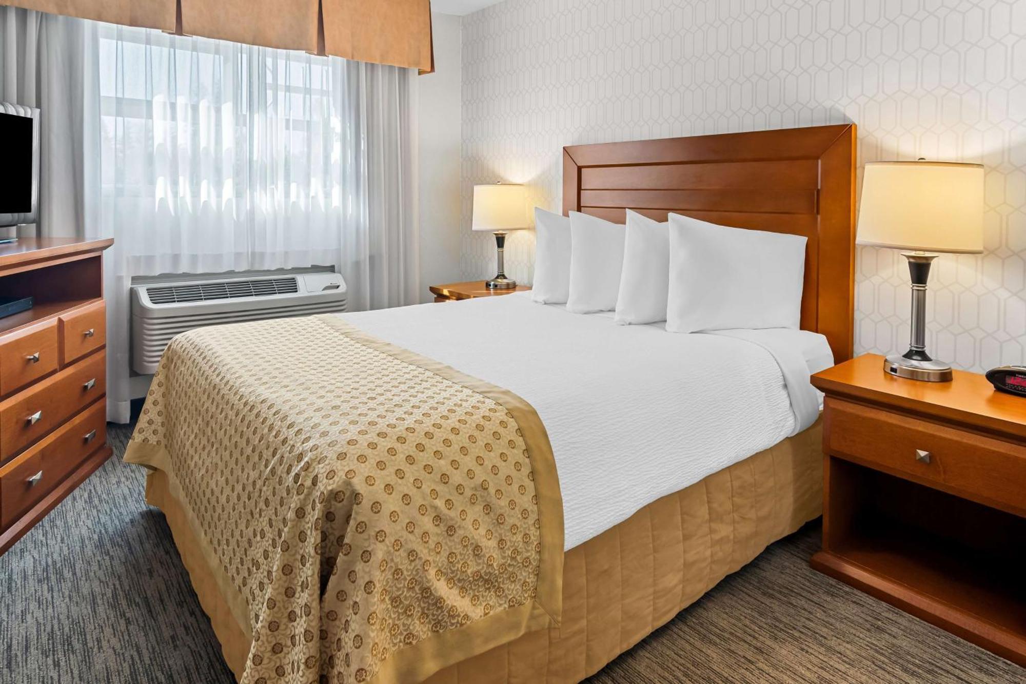 Best Western Plus Langley Inn Ngoại thất bức ảnh