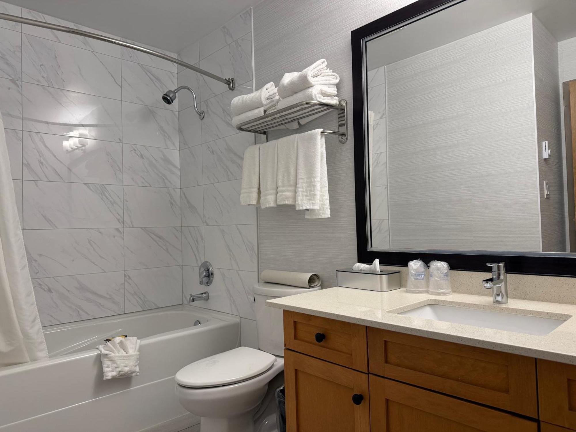 Best Western Plus Langley Inn Ngoại thất bức ảnh